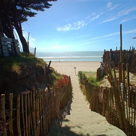 Les Coccinelles En Baie Du Mont St Michel * Dragey